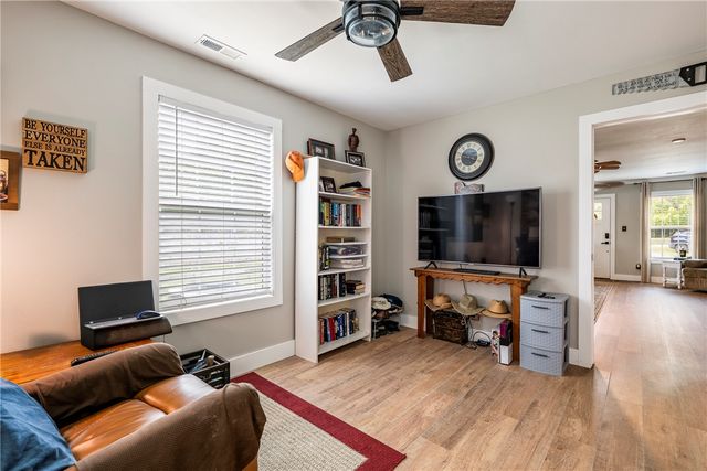 12500 Little Elm Road, Farmington, AR 72730