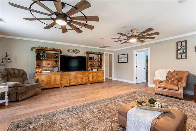 12500 Little Elm Road, Farmington, AR 72730