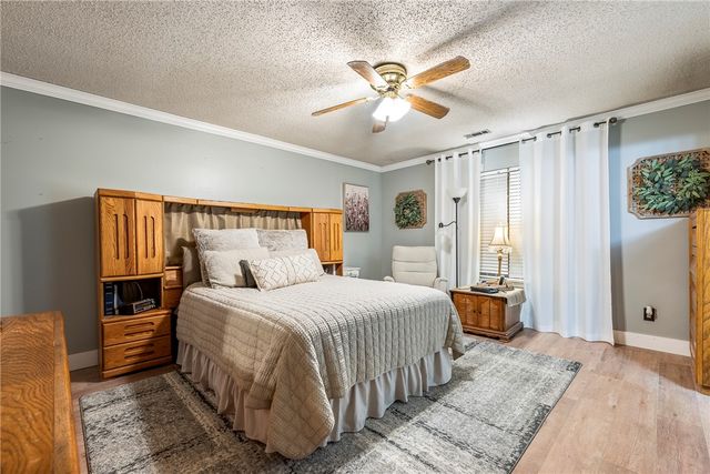 12500 Little Elm Road, Farmington, AR 72730