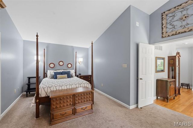 329 Gateford Drive, Ballwin, MO 63021