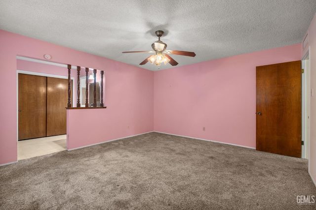 320 Hume Lane, Bakersfield, CA 93309