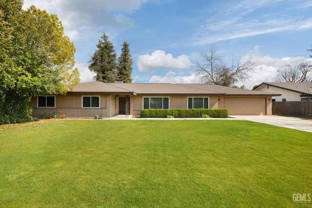 320 Hume Lane, Bakersfield, CA 93309