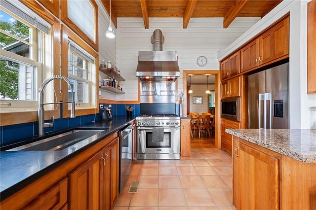 17580 B Cantrell Road, Linwood, KS 66052