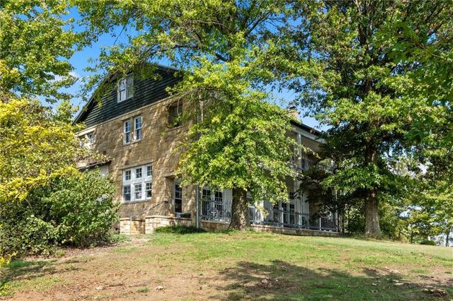 17580 B Cantrell Road, Linwood, KS 66052