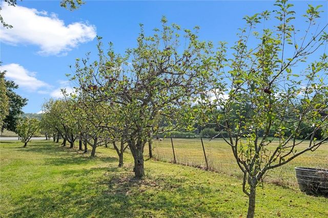 17580 B Cantrell Road, Linwood, KS 66052