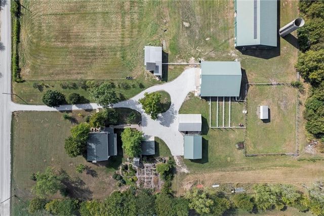 17580 B Cantrell Road, Linwood, KS 66052