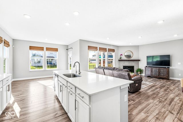 16850 Boleyn Drive, Westfield, IN 46074