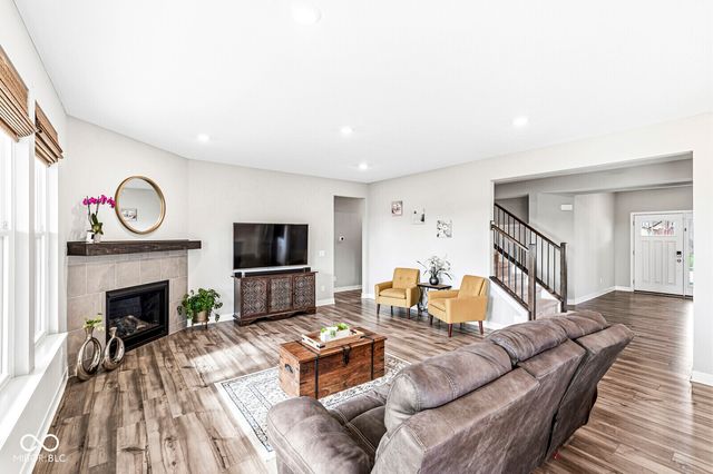 16850 Boleyn Drive, Westfield, IN 46074