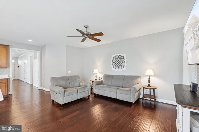 109 TUTELO LN, Lake Frederick, VA 22630