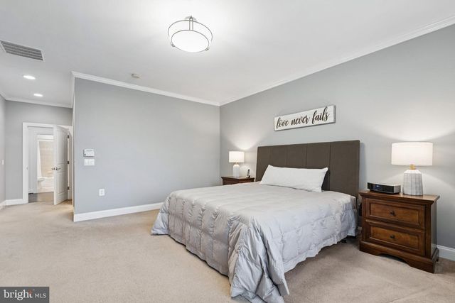 109 TUTELO LN, Lake Frederick, VA 22630