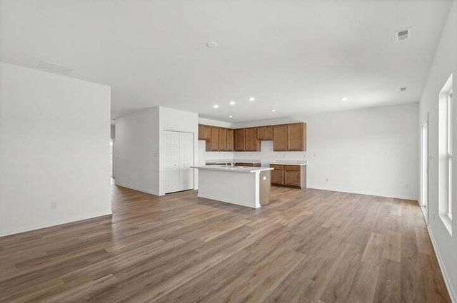 6731 E 103rd Avenue, Crown Point, IN 46307