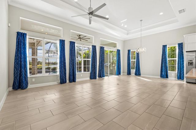 7209 WHITTLEBURY TRAIL, Bradenton, FL 34202