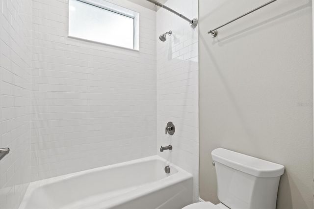 7209 WHITTLEBURY TRAIL, Bradenton, FL 34202