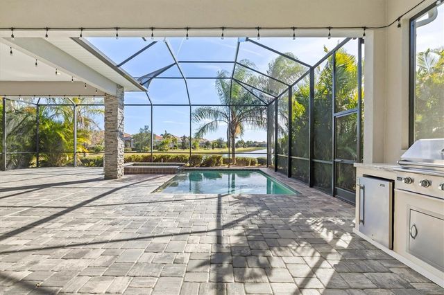 7209 WHITTLEBURY TRAIL, Bradenton, FL 34202