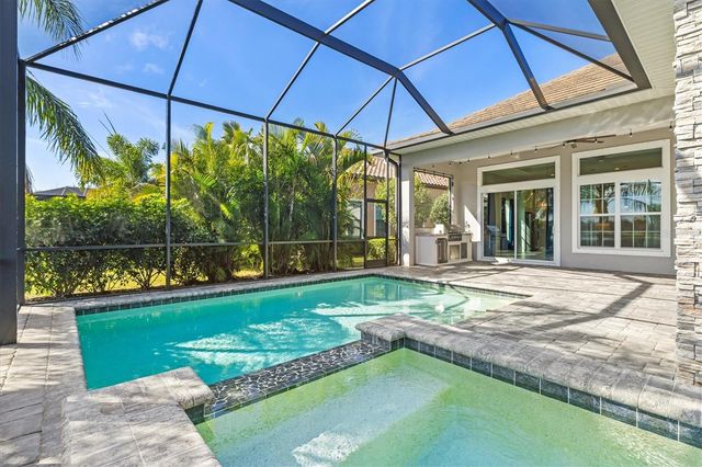 7209 WHITTLEBURY TRAIL, Bradenton, FL 34202