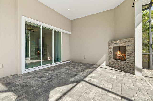 7209 WHITTLEBURY TRAIL, Bradenton, FL 34202