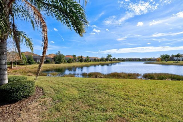 7209 WHITTLEBURY TRAIL, Bradenton, FL 34202