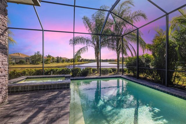 7209 WHITTLEBURY TRAIL, Bradenton, FL 34202