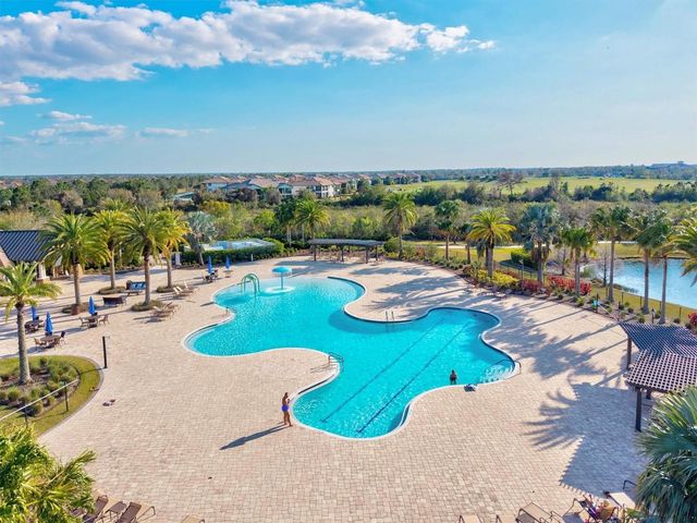 7209 WHITTLEBURY TRAIL, Bradenton, FL 34202