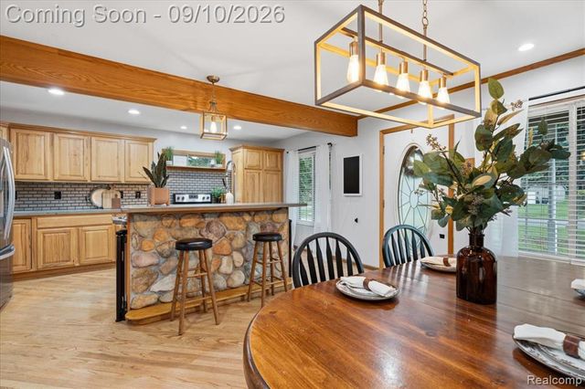47466 Vanker Avenue, Shelby Twp, MI 48317