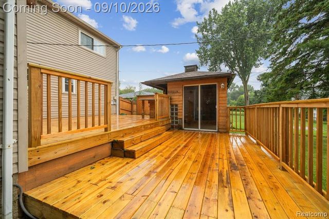 47466 Vanker Avenue, Shelby Twp, MI 48317