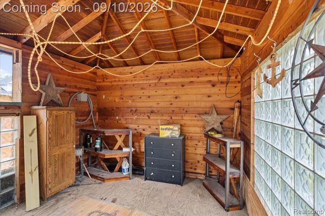 47466 Vanker Avenue, Shelby Twp, MI 48317