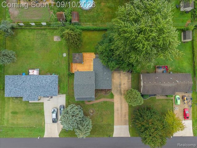 47466 Vanker Avenue, Shelby Twp, MI 48317
