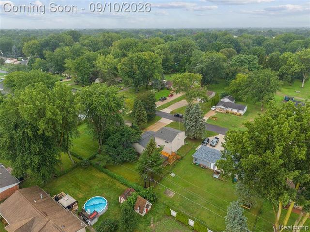 47466 Vanker Avenue, Shelby Twp, MI 48317