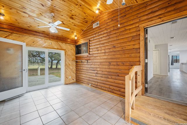 30040 Leroy Scheel, Bulverde, TX 78163