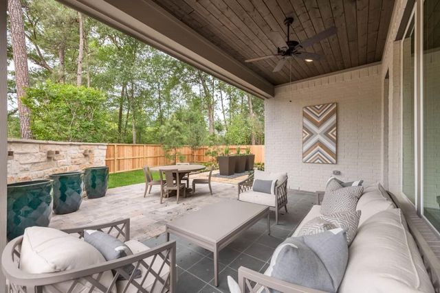 17819 Quartz Springs Lane, Tomball, TX 77377