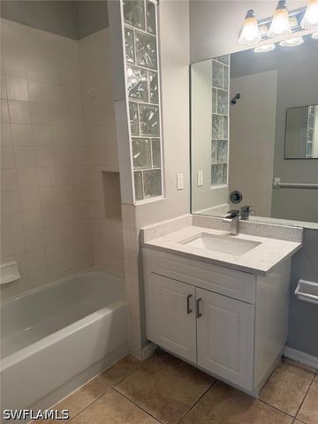 7350 Bristol CIR, Naples, FL 34120