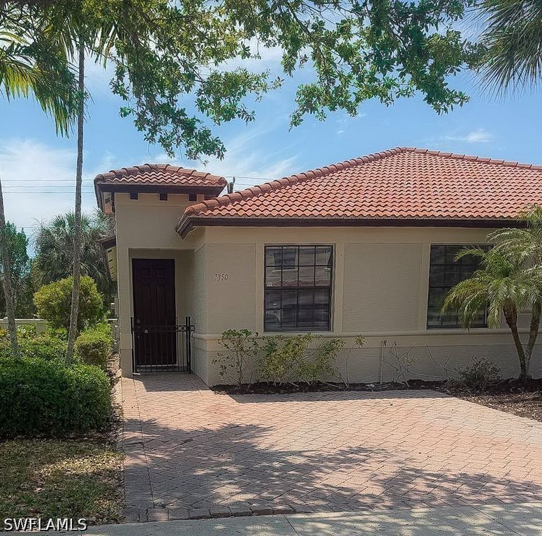 7350 Bristol CIR, Naples, FL 34120