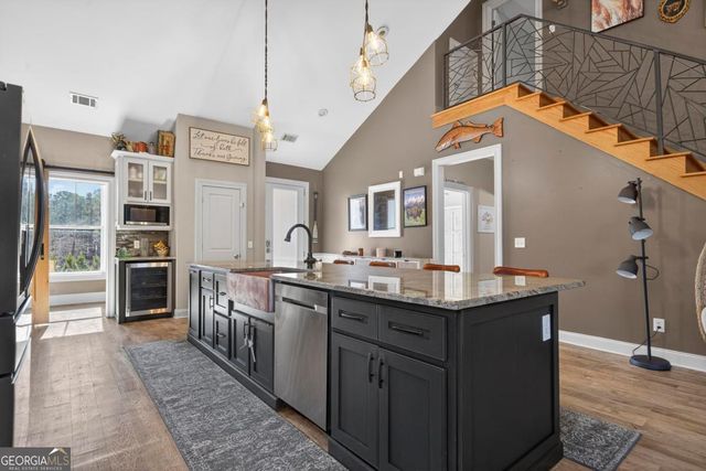 1030 Mira Vista Cove, Greensboro, GA 30642