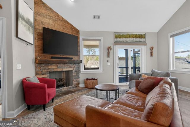 1030 Mira Vista Cove, Greensboro, GA 30642