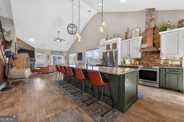 1030 Mira Vista Cove, Greensboro, GA 30642