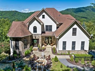 61 Mcintyre Drive, Asheville, NC 28803