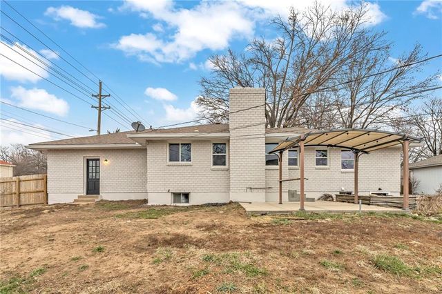 11601 E 62nd Street, Raytown, MO 64133