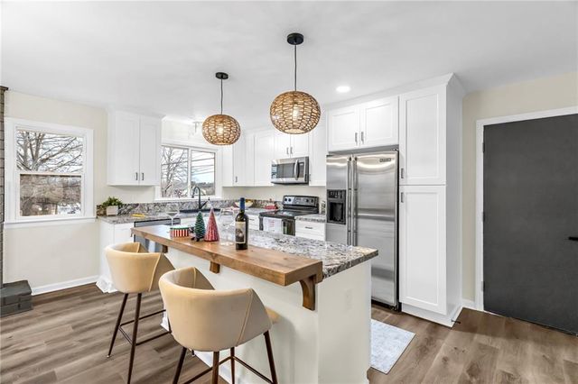 11601 E 62nd Street, Raytown, MO 64133