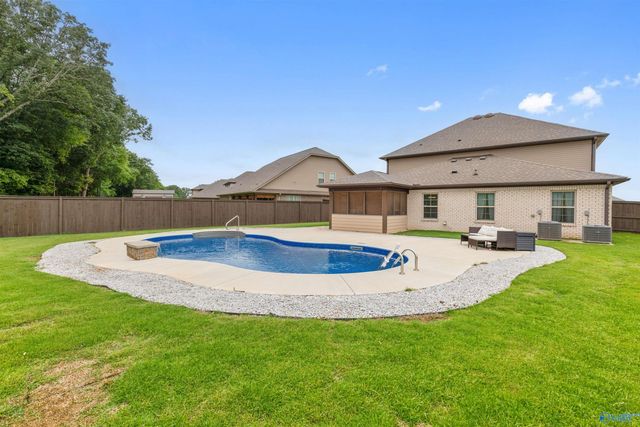 217 Shubert Drive, Hazel Green, AL 35750