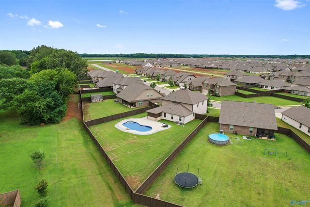 217 Shubert Drive, Hazel Green, AL 35750