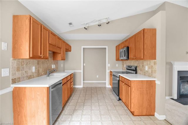 977 Benjamins Way, Winston-salem, NC 27103