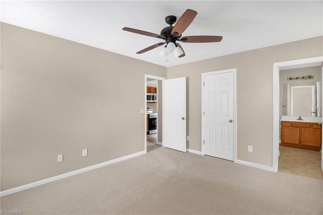 977 Benjamins Way, Winston-salem, NC 27103