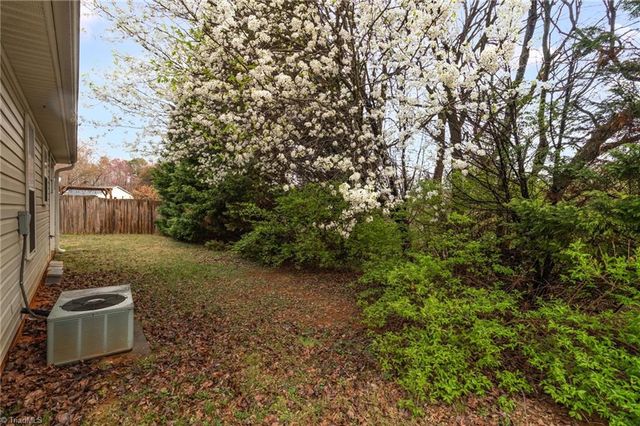 977 Benjamins Way, Winston-salem, NC 27103