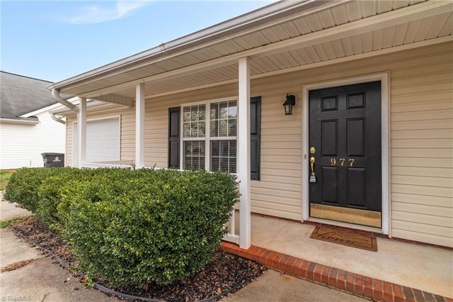 977 Benjamins Way, Winston-salem, NC 27103