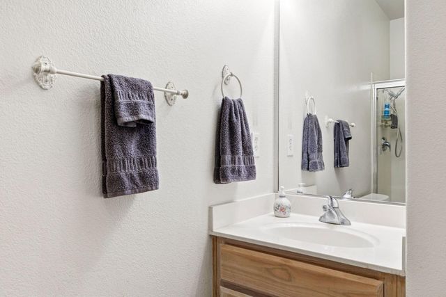 9401 Canmoor Cir, Elk Grove, CA 95758