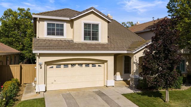 9401 Canmoor Cir, Elk Grove, CA 95758