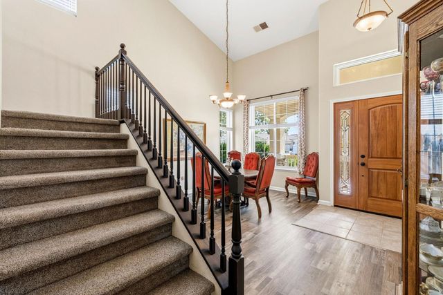 9401 Canmoor Cir, Elk Grove, CA 95758