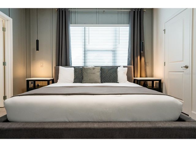 1443 BUTTERFLY MILKWEED COURT, Davenport, FL 33837