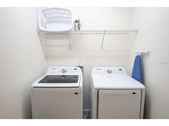 1443 BUTTERFLY MILKWEED COURT, Davenport, FL 33837