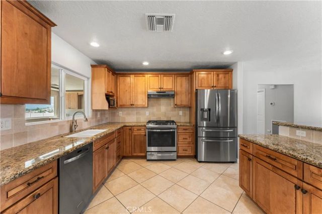 16311 Nosoni, Apple Valley, CA 92307